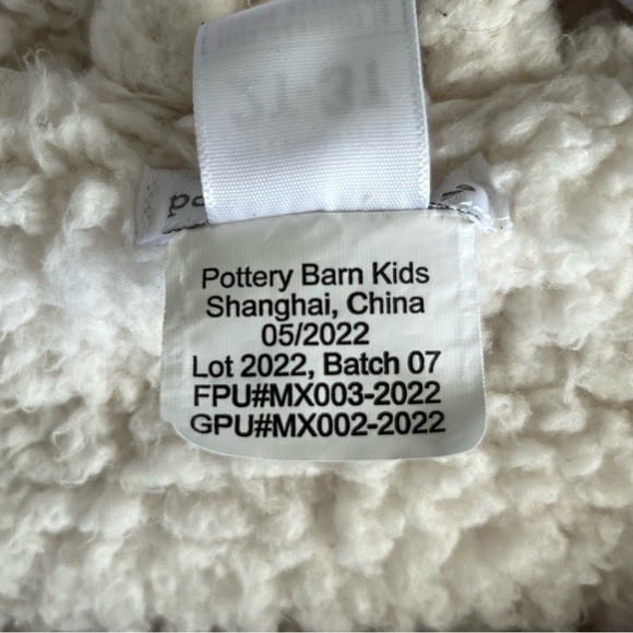 Pottery Barn Toddler Sherpa Robe 2T-3T - Picture 6 of 9